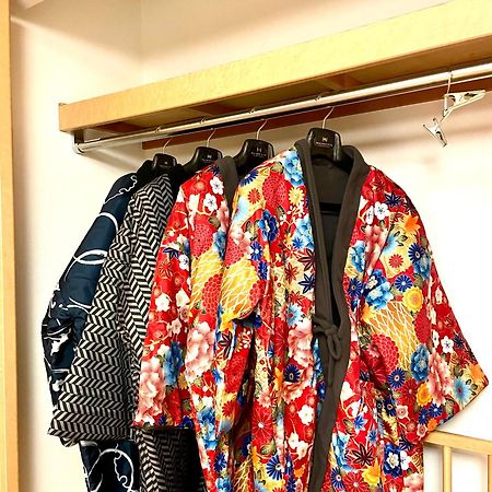 Small Villa Tokyo 渋谷まで2駅10分 青山一丁目駅徒歩3分一軒家ペット歓迎お子様歓迎駐車場あり6人までok Buitenkant foto