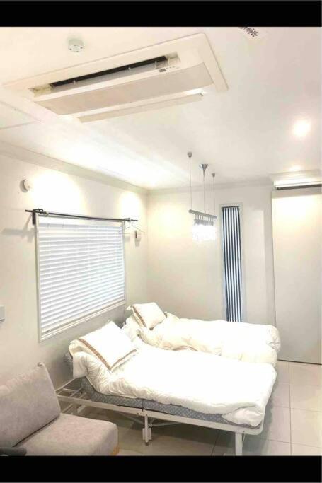 Small Villa Tokyo 渋谷まで2駅10分 青山一丁目駅徒歩3分一軒家ペット歓迎お子様歓迎駐車場あり6人までok Buitenkant foto