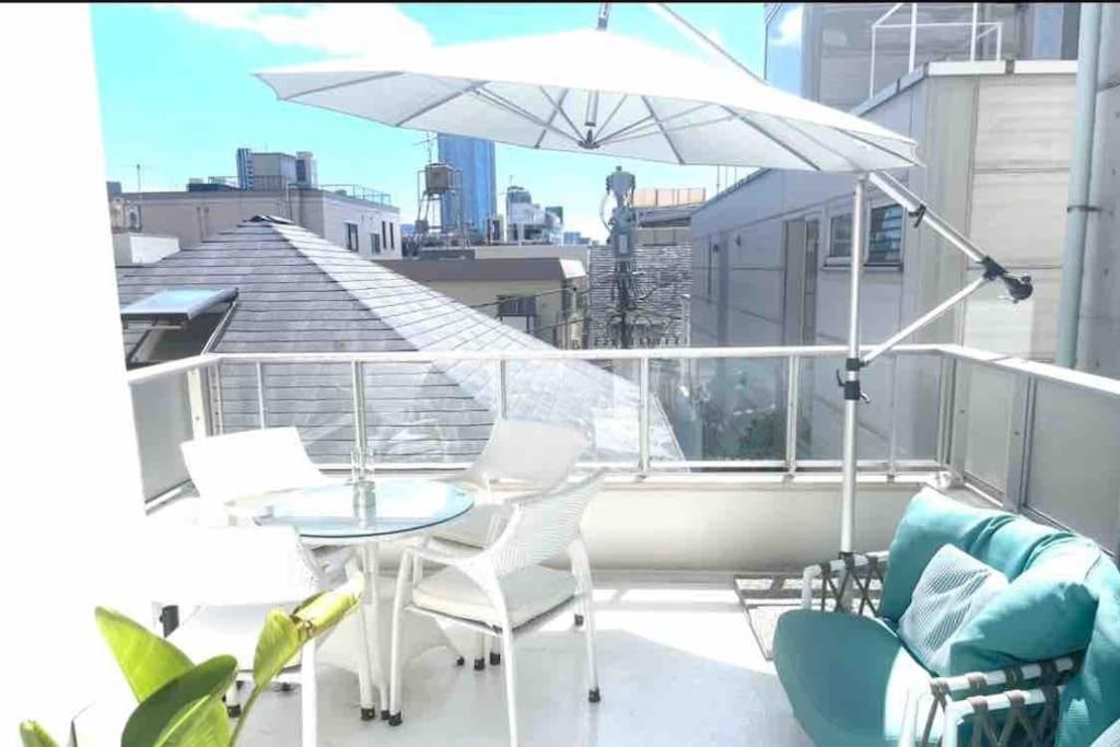 Small Villa Tokyo 渋谷まで2駅10分 青山一丁目駅徒歩3分一軒家ペット歓迎お子様歓迎駐車場あり6人までok Buitenkant foto